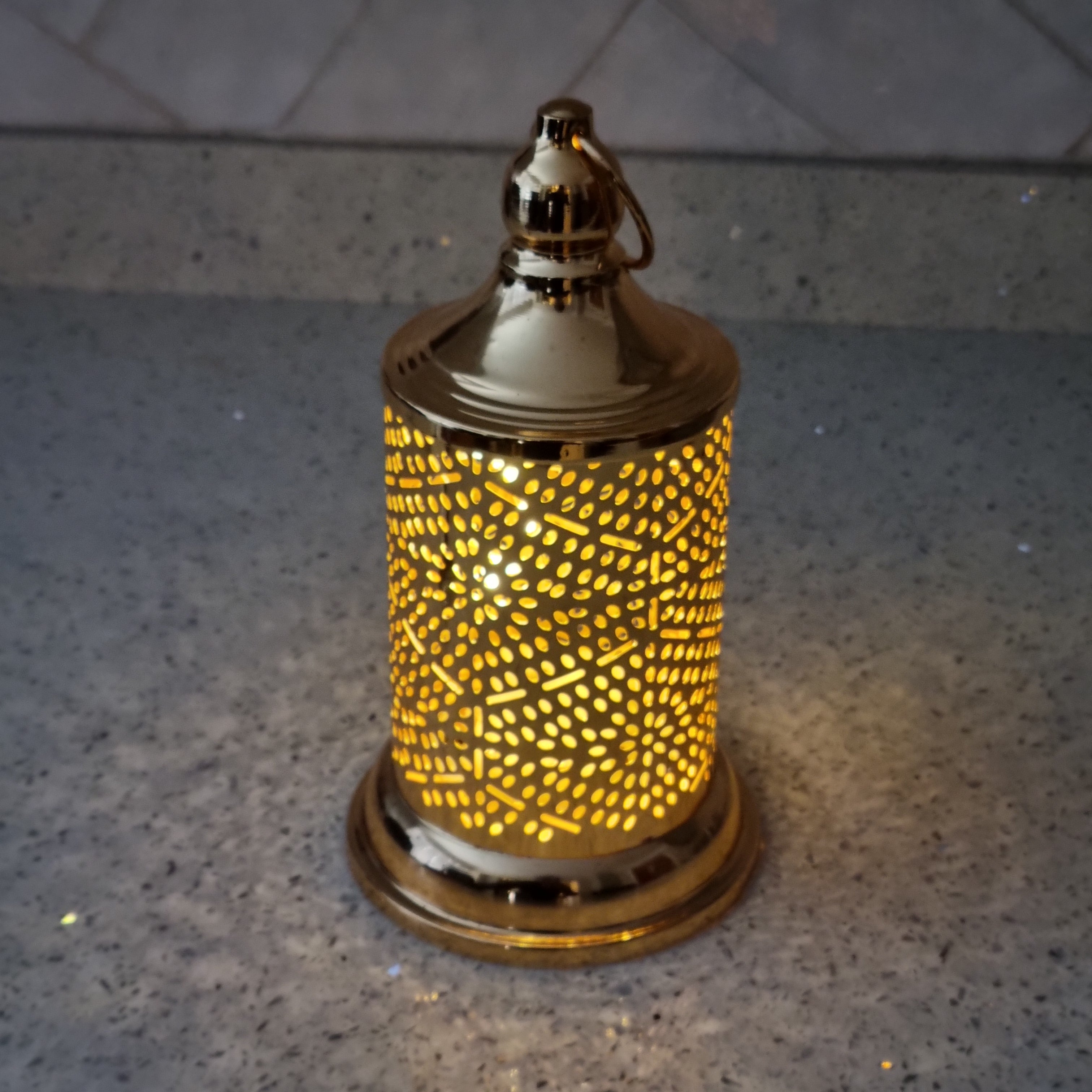 Light-up Lantern Decoration