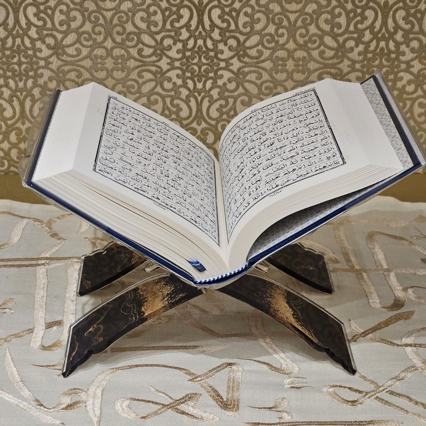 Izimo ze-Perspex Quran (9 Imibala)