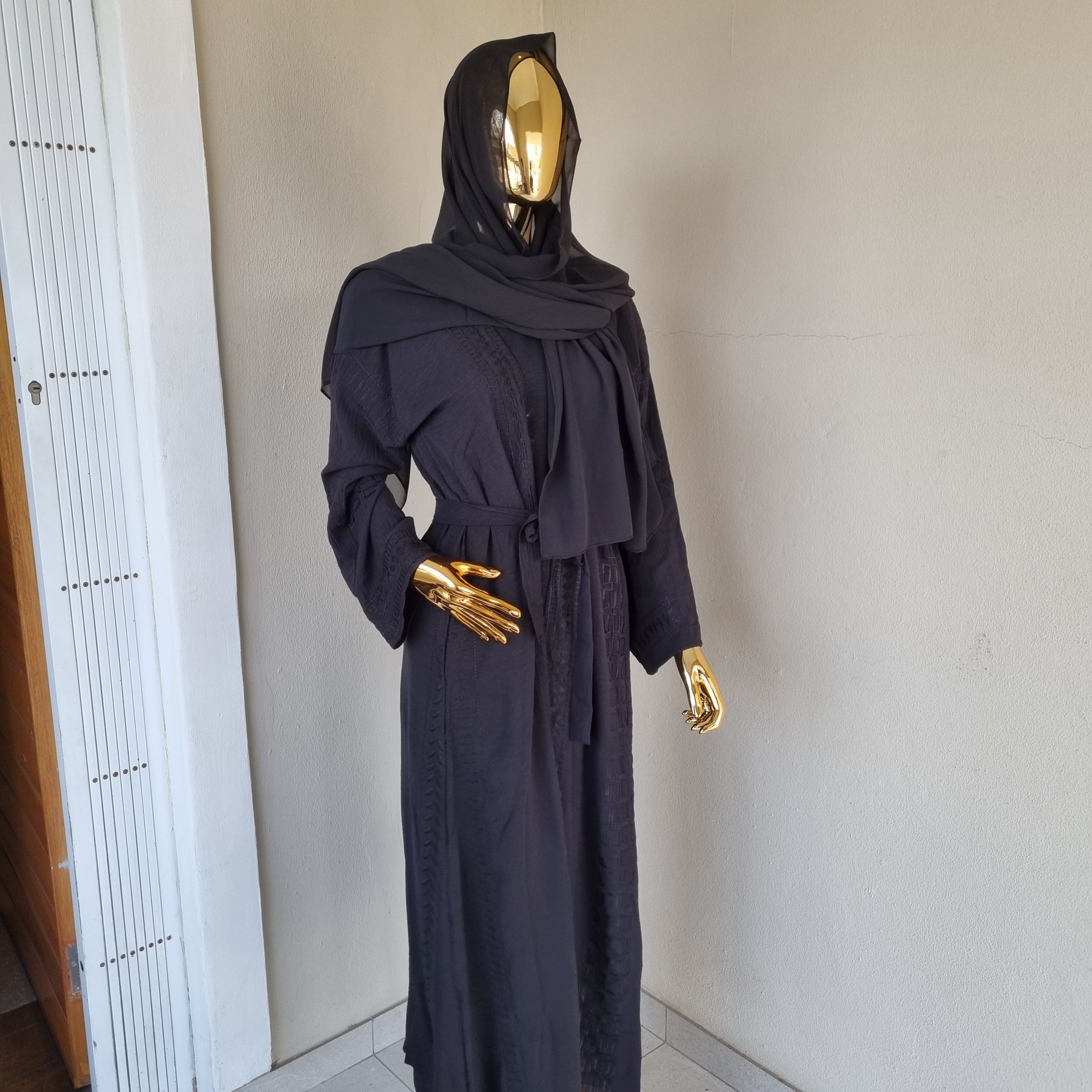 Black Self-Print Abaya 3pc Isethi