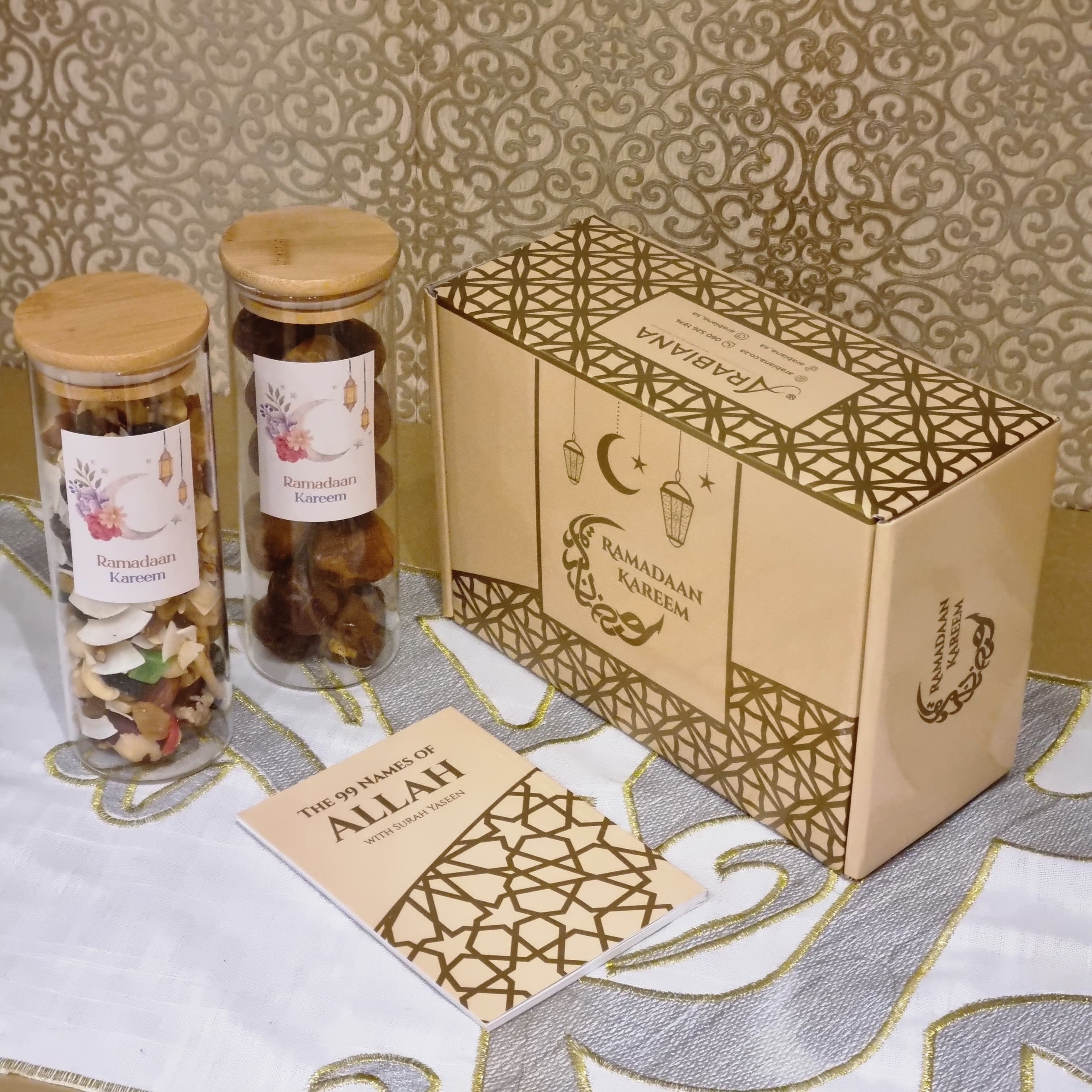 Ramadan Gift Set - Dates & Nuts Glass Bottles