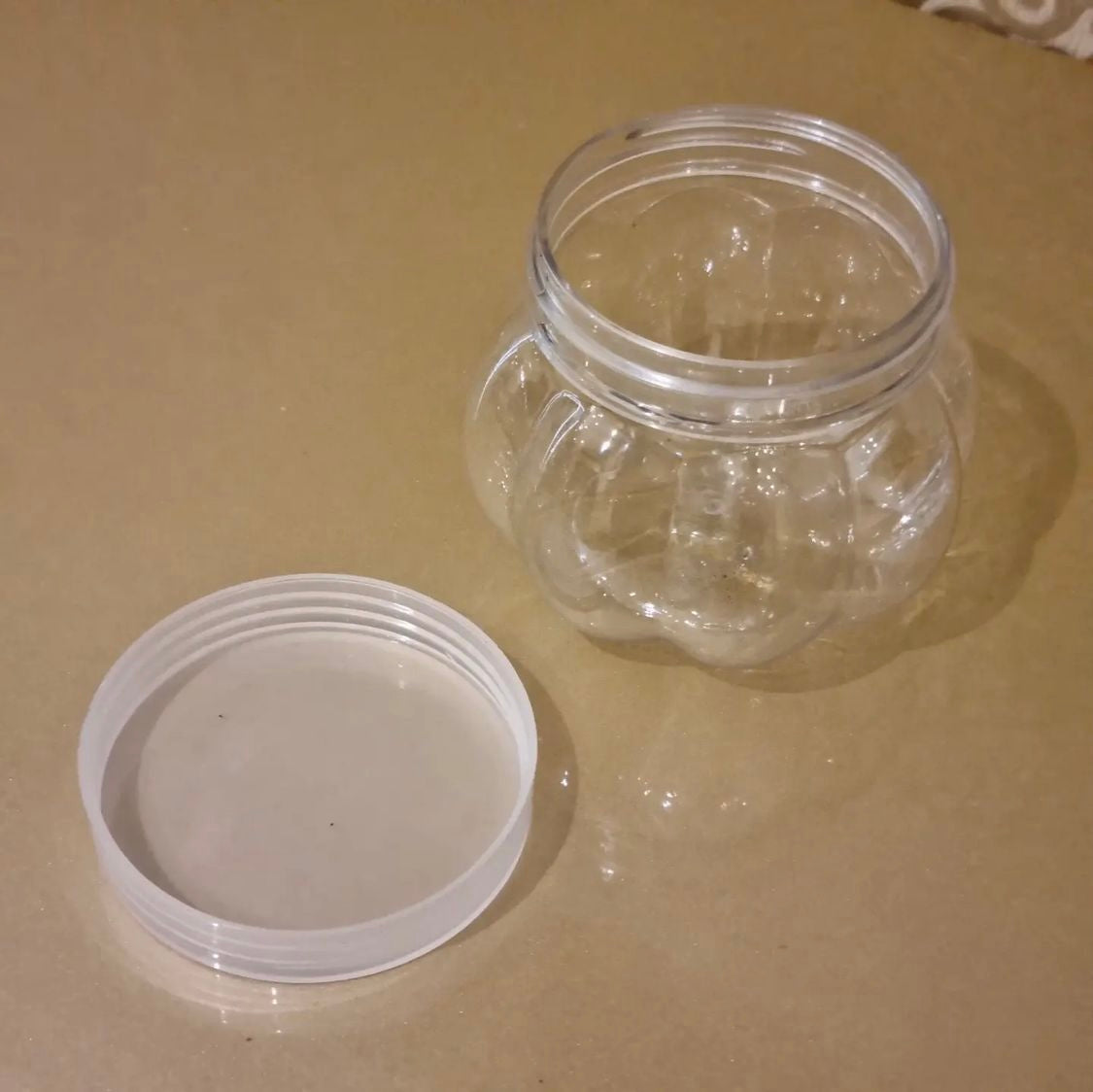 Round Plastic Tub (for Bracelet Tasbeehs)