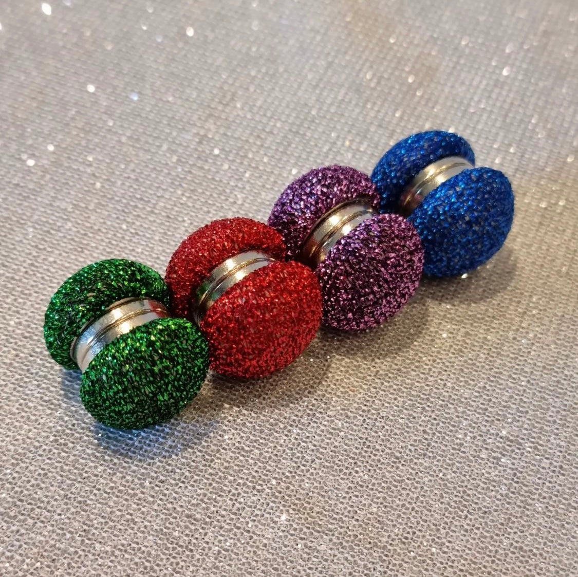 Glitter Magnetic Scarf Magnets