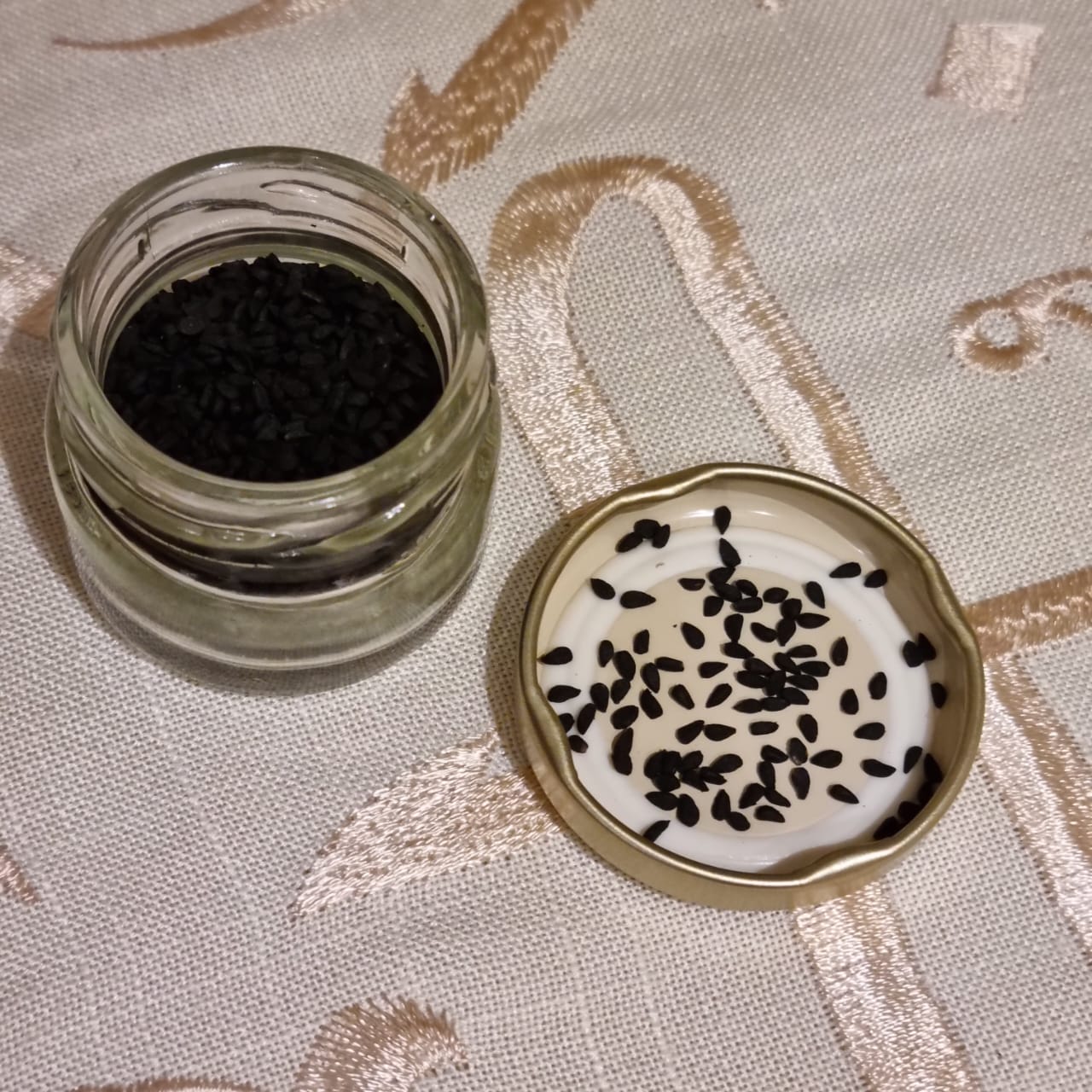 Kulinji (Black Seeds) 10g Glass Jar