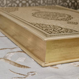 Gebosseleerde Koran met goue glitterbladsye